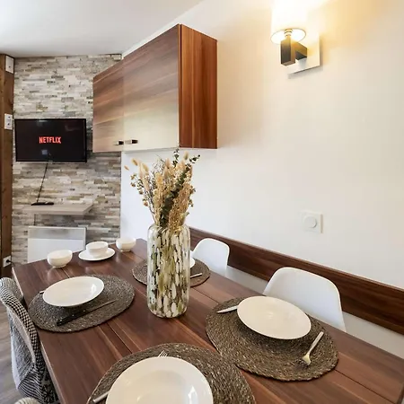 Renove, 4 Pers, 28m², Acces Direct Pistes, Balcon Et Equipements Modernes - Fr-1-545-37