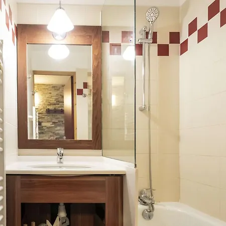 Apartmán Renove, 4 Pers, 28m², Acces Direct Pistes, Balcon Et Equipements Modernes - Fr-1-545-37 Val Thorens