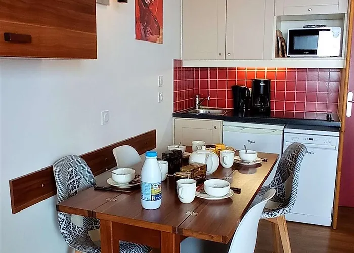 Renove, 4 Pers, 28m², Acces Direct Pistes, Balcon Et Equipements Modernes - Fr-1-545-37 Daire *